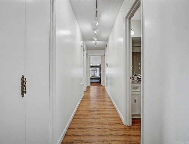 9 Tarifa Lane, Hot Springs Village, AR 71909