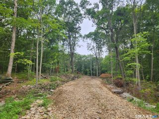 262 Route 81, Killingworth, CT 06419