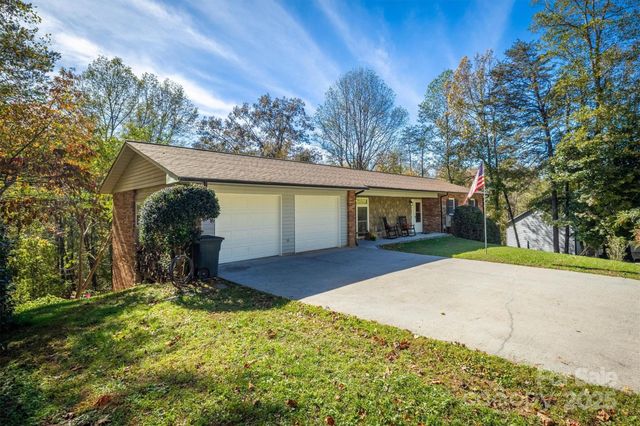 2511 Zacks Farm Road, Lenoir, NC 28645