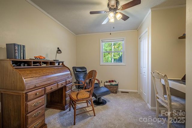 2511 Zacks Farm Road, Lenoir, NC 28645