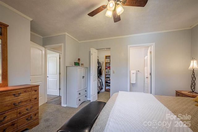 2511 Zacks Farm Road, Lenoir, NC 28645