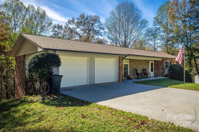 2511 Zacks Farm Road, Lenoir, NC 28645