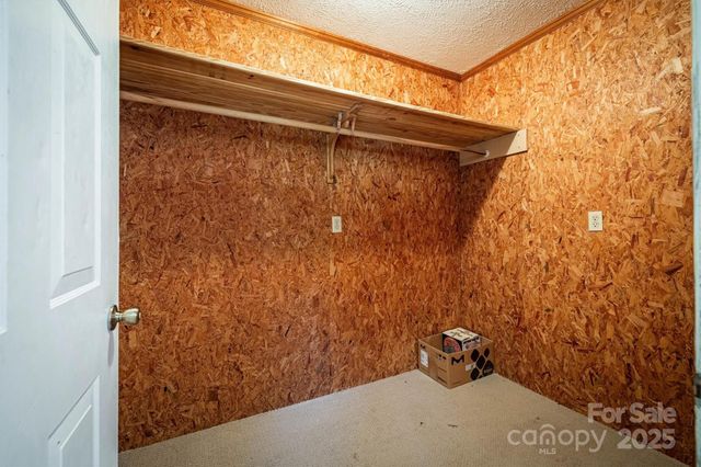 2511 Zacks Farm Road, Lenoir, NC 28645