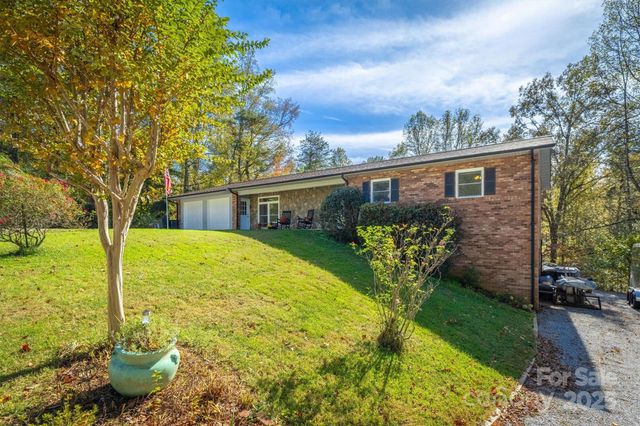 2511 Zacks Farm Road, Lenoir, NC 28645