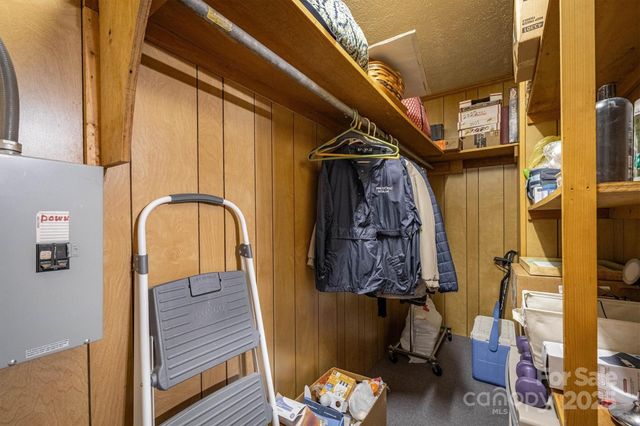 2511 Zacks Farm Road, Lenoir, NC 28645