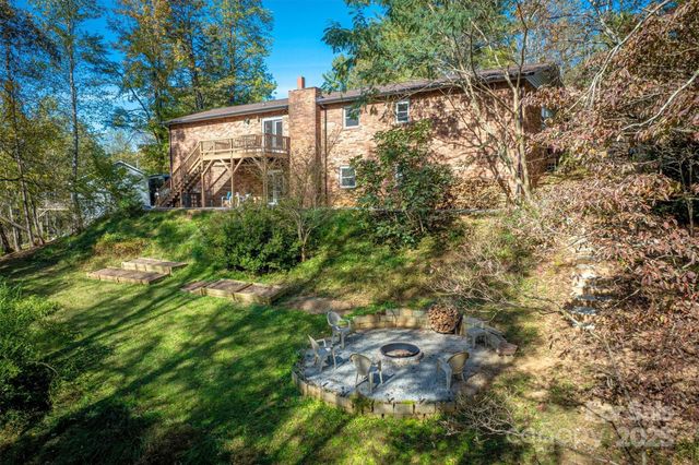 2511 Zacks Farm Road, Lenoir, NC 28645