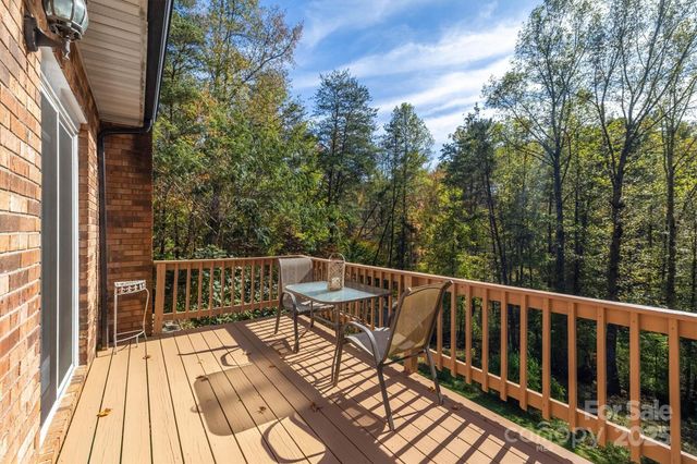 2511 Zacks Farm Road, Lenoir, NC 28645