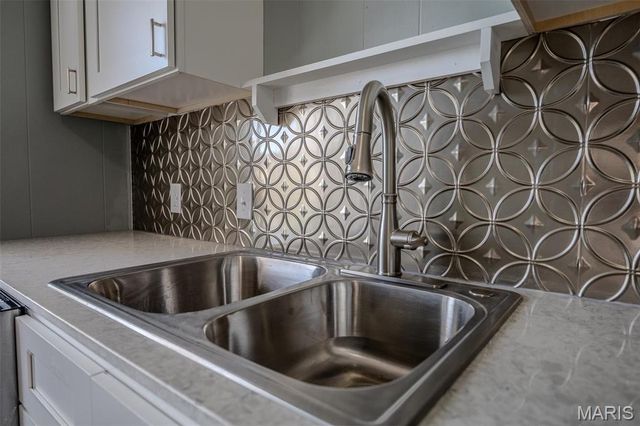 450 Michigan Avenue, Lebanon, MO 65536