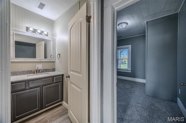 450 Michigan Avenue, Lebanon, MO 65536