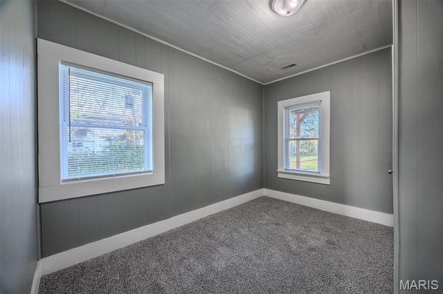 450 Michigan Avenue, Lebanon, MO 65536