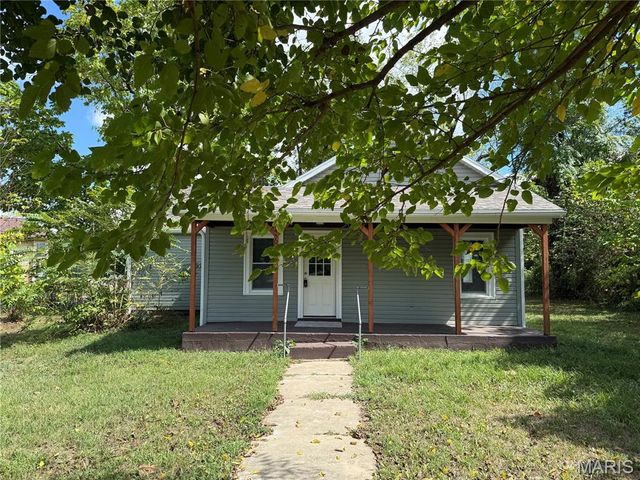 450 Michigan Avenue, Lebanon, MO 65536