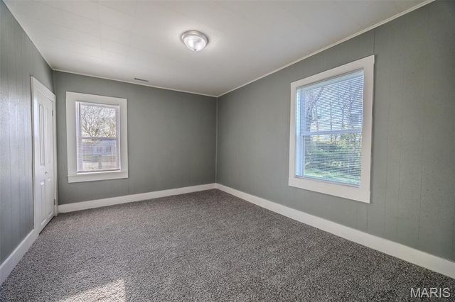 450 Michigan Avenue, Lebanon, MO 65536