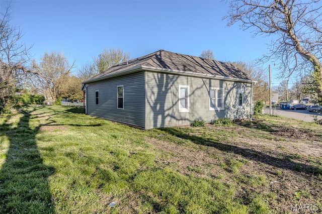 450 Michigan Avenue, Lebanon, MO 65536
