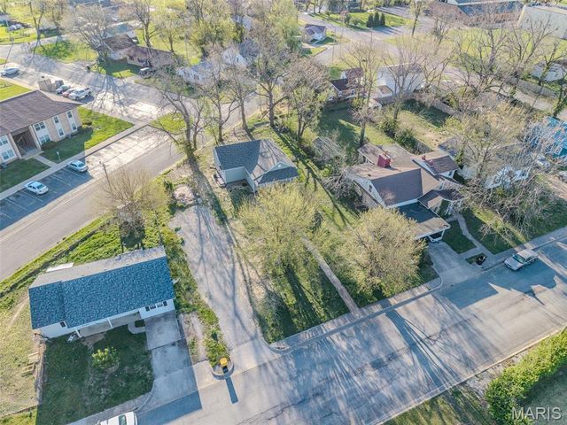 450 Michigan Avenue, Lebanon, MO 65536