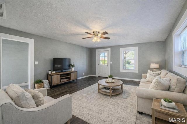 450 Michigan Avenue, Lebanon, MO 65536