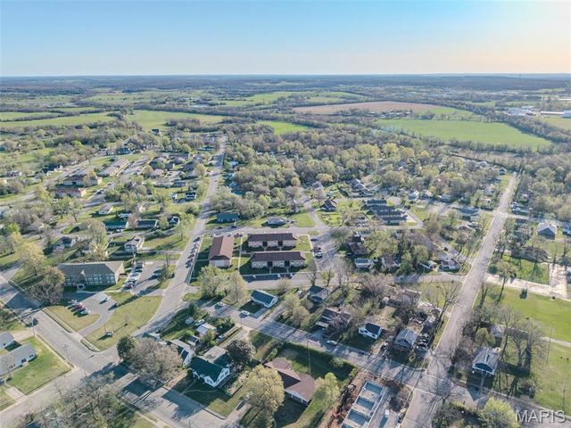 450 Michigan Avenue, Lebanon, MO 65536