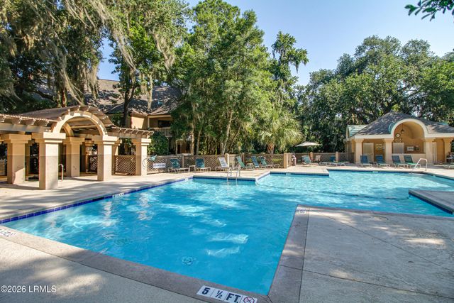 100 Colonnade Clb Unit 137, Hilton Head Island, SC 29928