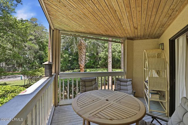 100 Colonnade Clb Unit 137, Hilton Head Island, SC 29928