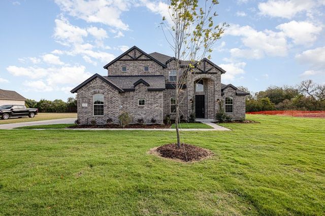 610 Serenity Lane, Red Oak, TX 75154