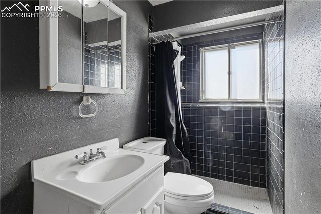 2020 Poteae Circle, Colorado Springs, CO 80915