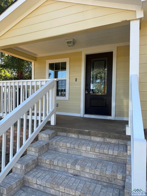 1400 W Emory, Marshall, TX 75670