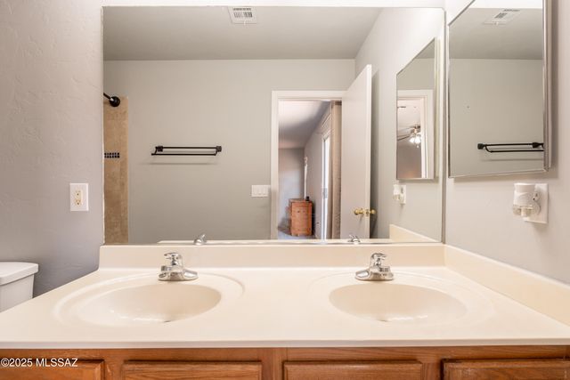 10359 E Haymarket Street, Tucson, AZ 85747