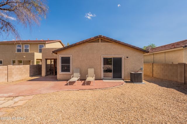 10359 E Haymarket Street, Tucson, AZ 85747