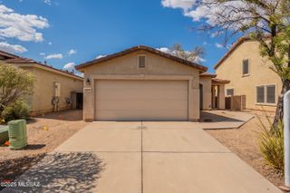 10359 E Haymarket Street, Tucson, AZ 85747