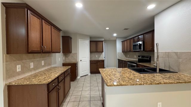 1404 Chrome Street, Princeton, TX 75407