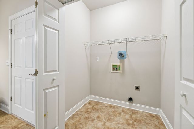 112 Westview Dr, Spring Hill, TN 37174