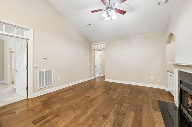 112 Westview Dr, Spring Hill, TN 37174
