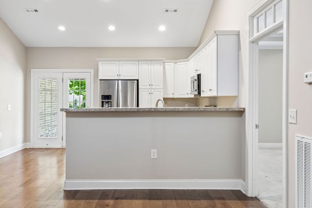 112 Westview Dr, Spring Hill, TN 37174