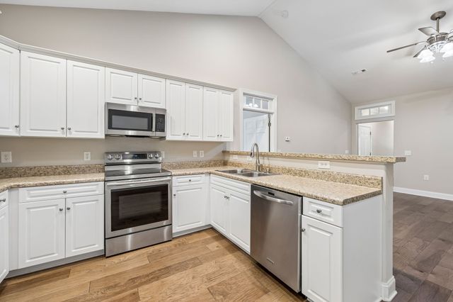 112 Westview Dr, Spring Hill, TN 37174
