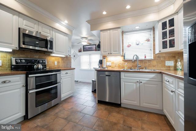 12 HENRY, Gibbsboro, NJ 08026