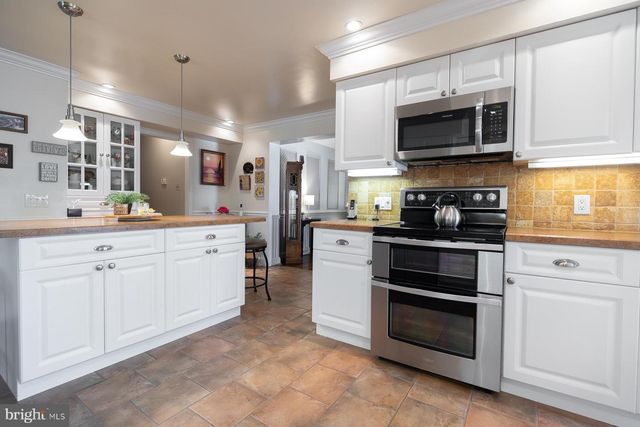 12 HENRY, Gibbsboro, NJ 08026