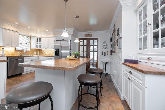 12 HENRY, Gibbsboro, NJ 08026