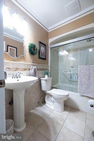 12 HENRY, Gibbsboro, NJ 08026