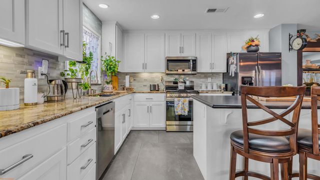 41126 Prospect Court, Indio, CA 92203