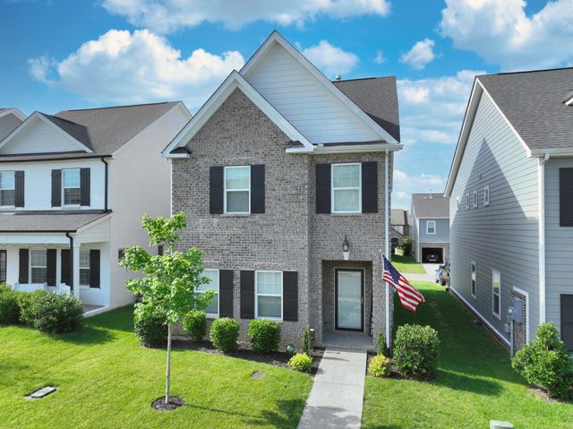 319 Cloverbrook Way, Gallatin, TN 37066