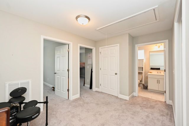 319 Cloverbrook Way, Gallatin, TN 37066