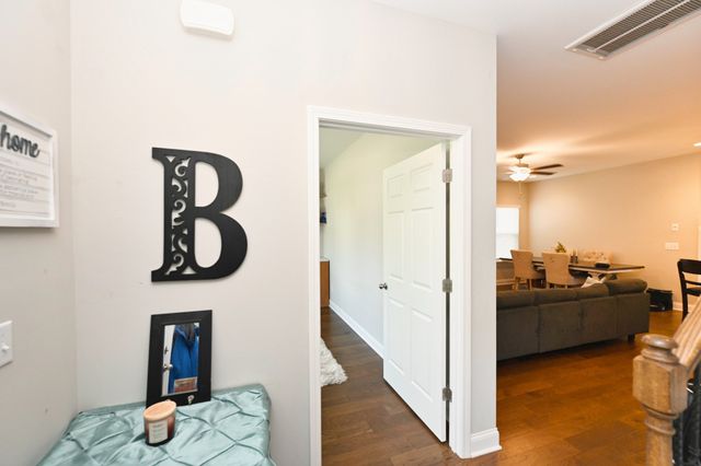 319 Cloverbrook Way, Gallatin, TN 37066