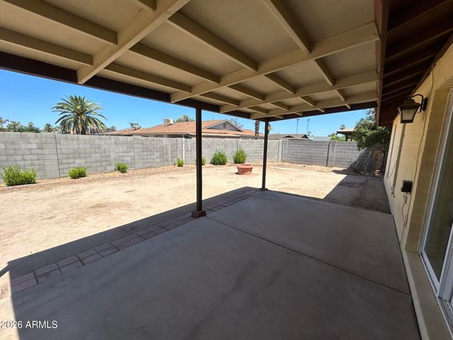 2608 N JAY Street, Chandler, AZ 85225