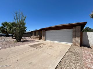 2608 N JAY Street, Chandler, AZ 85225