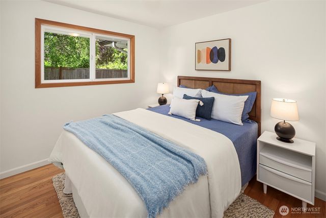 9712 SE 41st, Mercer Island, WA 98040
