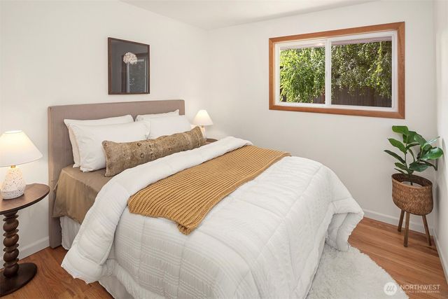 9712 SE 41st, Mercer Island, WA 98040