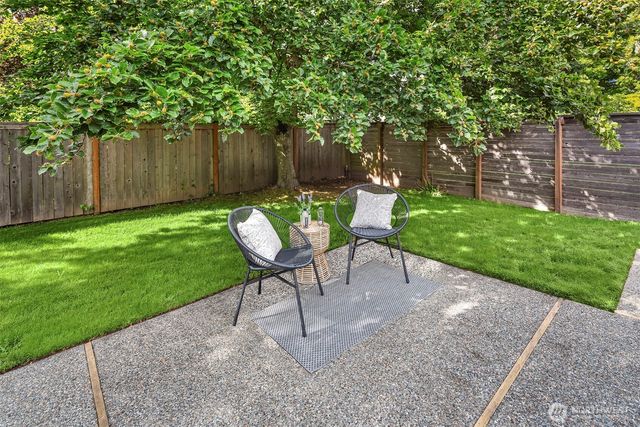 9712 SE 41st, Mercer Island, WA 98040