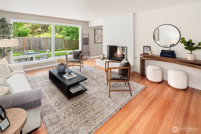 9712 SE 41st, Mercer Island, WA 98040