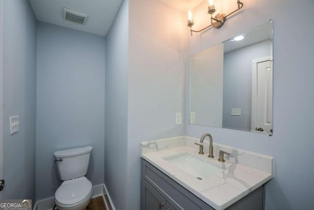 1679 Emerald Avenue SW, Atlanta, GA 30310