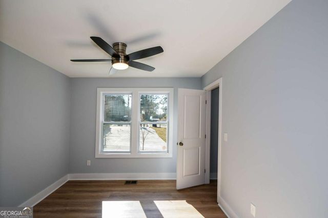 1679 Emerald Avenue SW, Atlanta, GA 30310