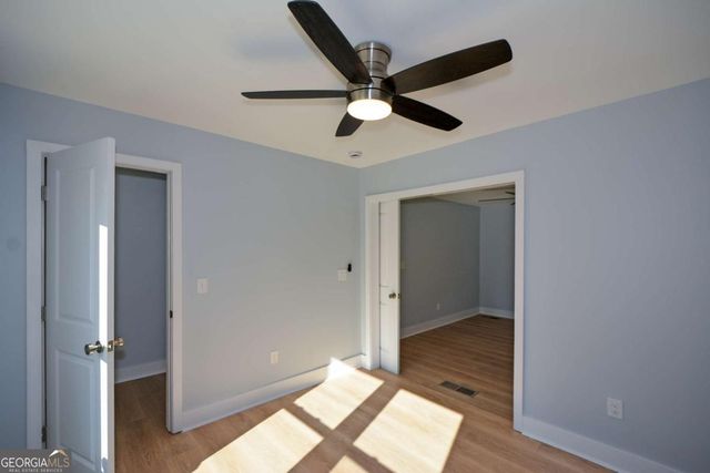 1679 Emerald Avenue SW, Atlanta, GA 30310